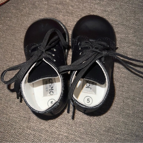 Infant walking shoes - Picture 3 of 3